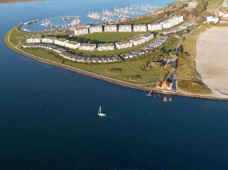 Fehmarn Burgtiefe Suedstrand Meerblick Apartment Meerzeit 외부 사진